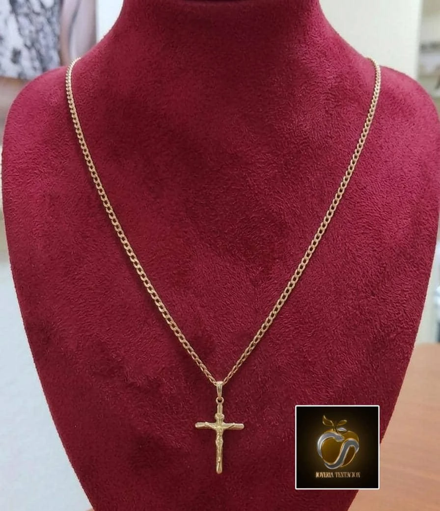 Cadena con dije crucifijo's foto | Joyería Tentación |  BizneCubano